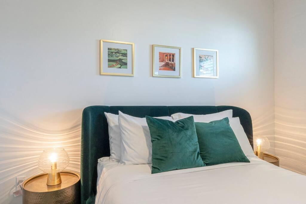 Ash And Ko Lejlighedshotel Phoenix Eksteriør billede